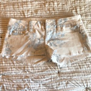 White floral shorts